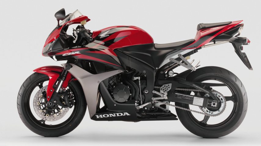 Honda CBR 600 RR 2007 03