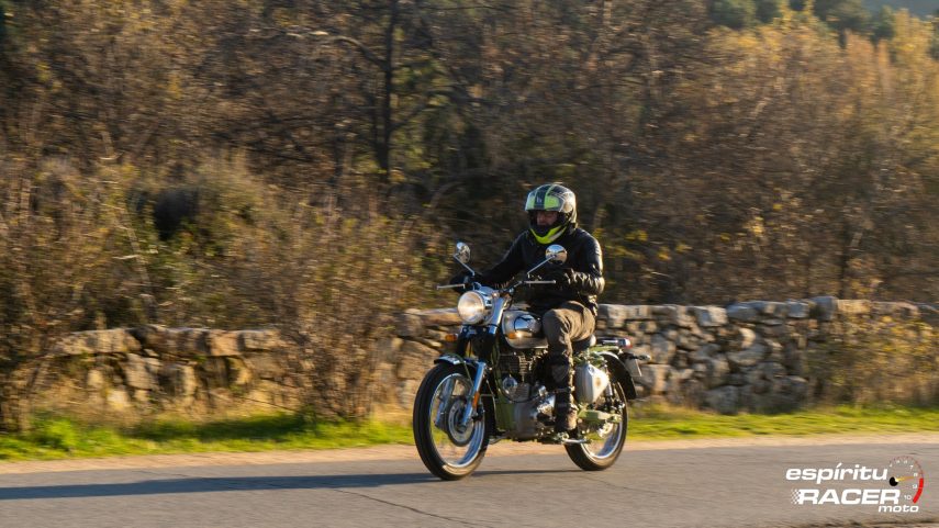Prueba Royal Enfield Bullet Trials 000