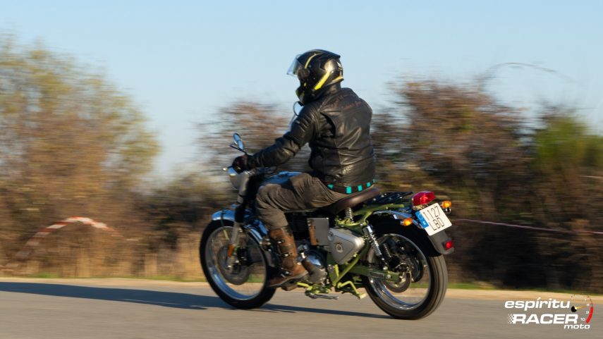 Prueba Royal Enfield Bullet Trials 008