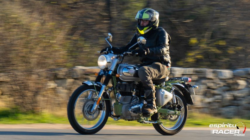 Prueba Royal Enfield Bullet Trials 010