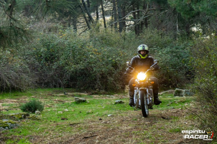 Prueba Royal Enfield Bullet Trials 024