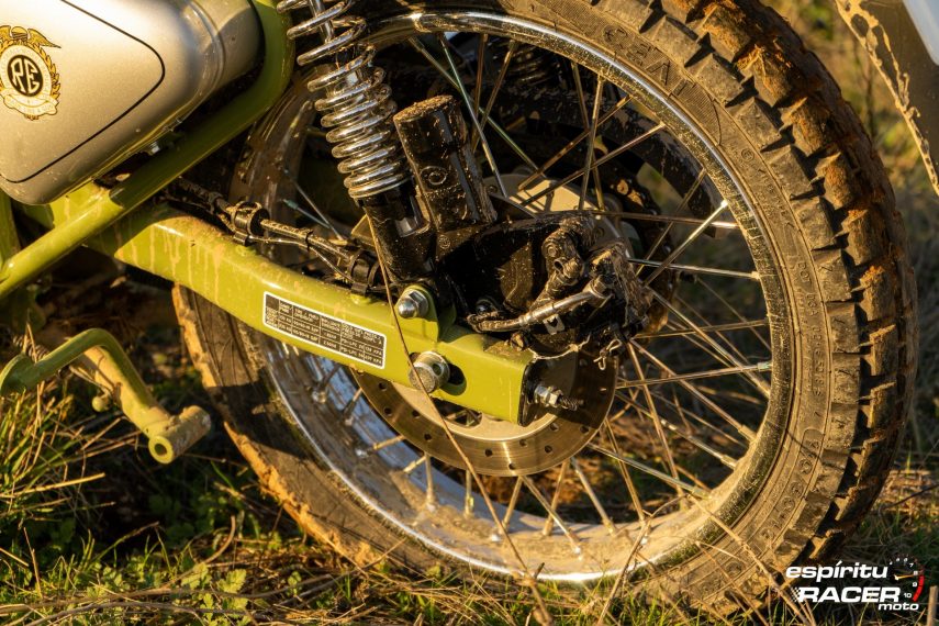 Prueba Royal Enfield Bullet Trials 070
