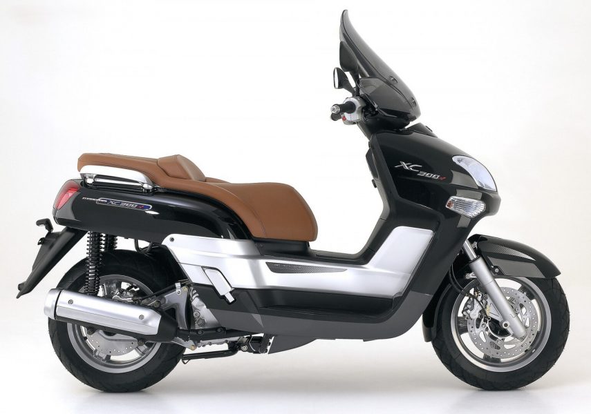 Yamaha Versity 300 4