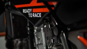 KTM 890 Duke Black Tech3 Limited Edition 04