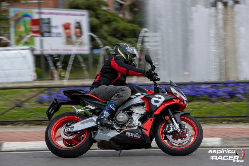 prueba Aprilia Tuono 660 07