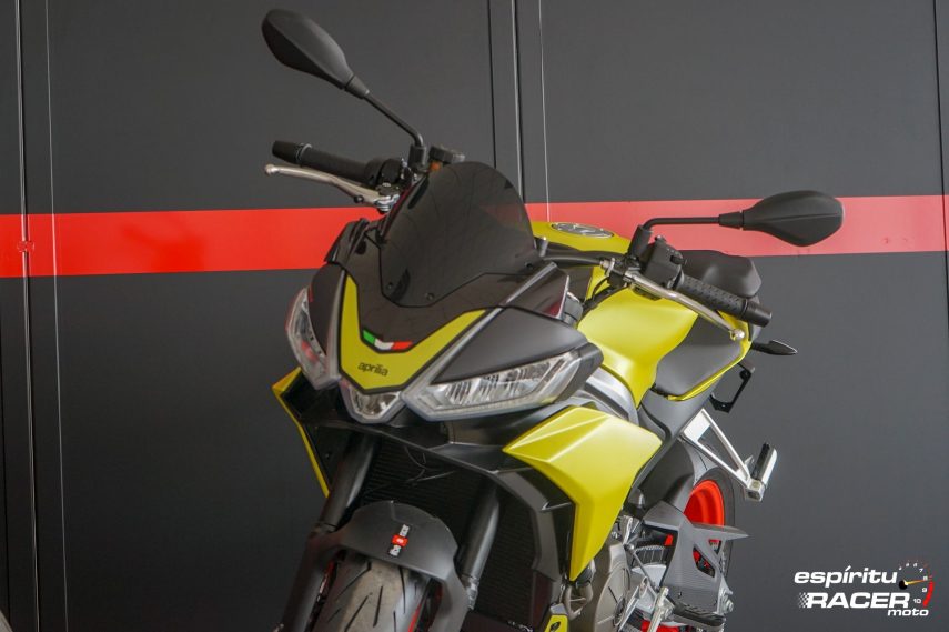 prueba Aprilia Tuono 660 10