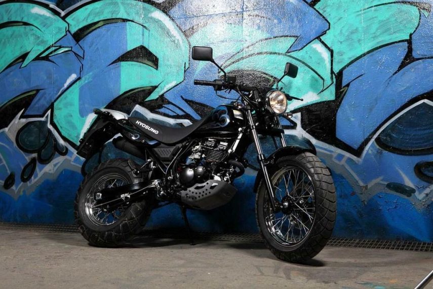 Hyosung RT 125 Karion 6