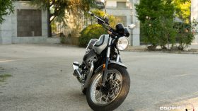 Moto Guzzi V7 850 Special 10