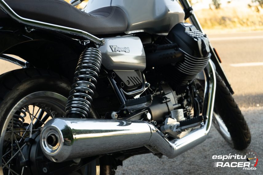 Moto Guzzi V7 850 Special 101