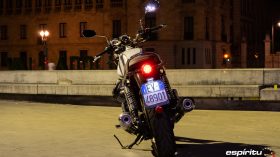 Moto Guzzi V7 850 Special 17