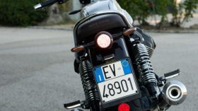 Moto Guzzi V7 850 Special 80