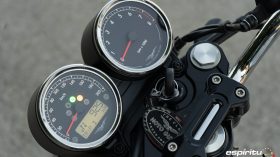 Moto Guzzi V7 850 Special 83