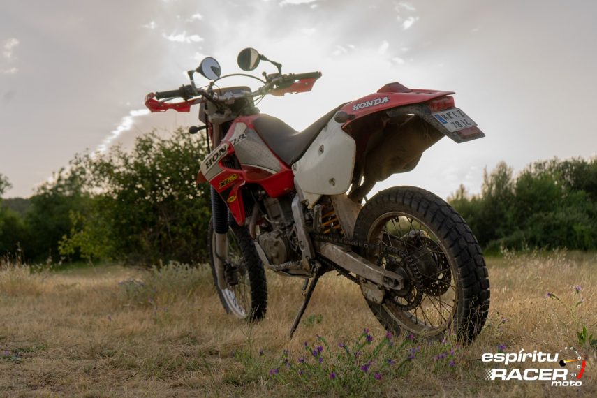 Prueba Honda XR 650 R 45