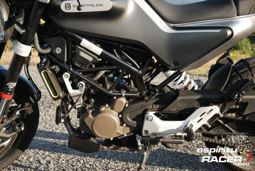 Prueba Husqvarna Svartpilen 125 22