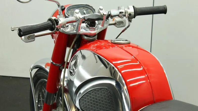 Honda CB 72 05