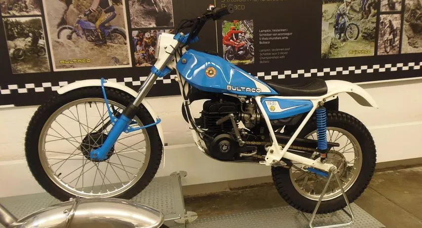 bultaco sherpa T 199B (1)