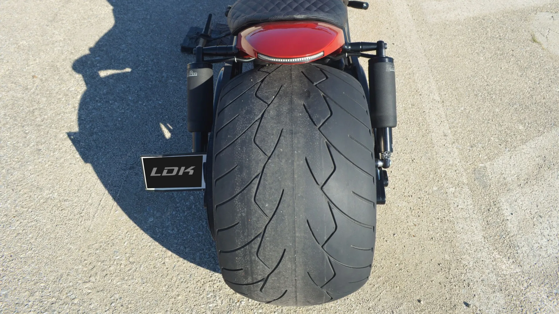 LDK Harley Davidson V Rod 360 Custom (10)