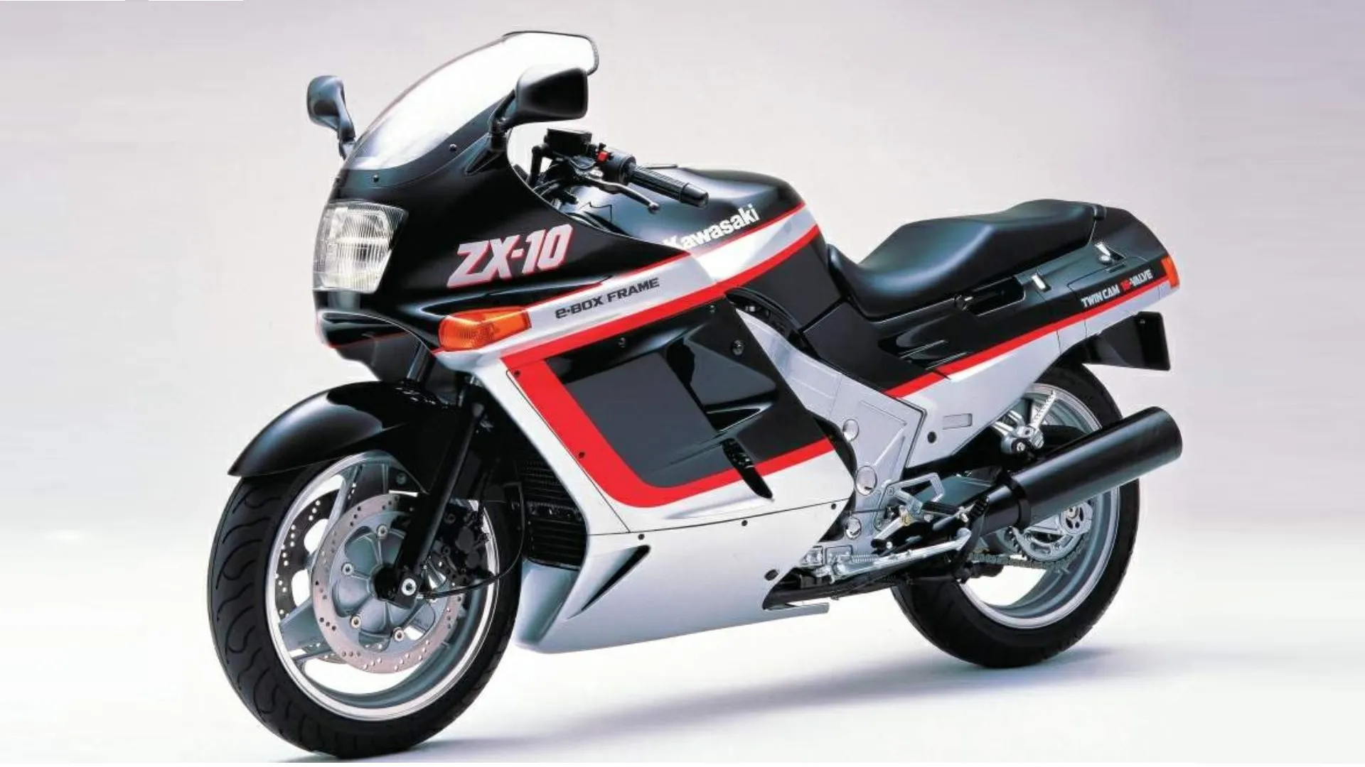 Moto del día: Kawasaki ZX-10 Tomcat