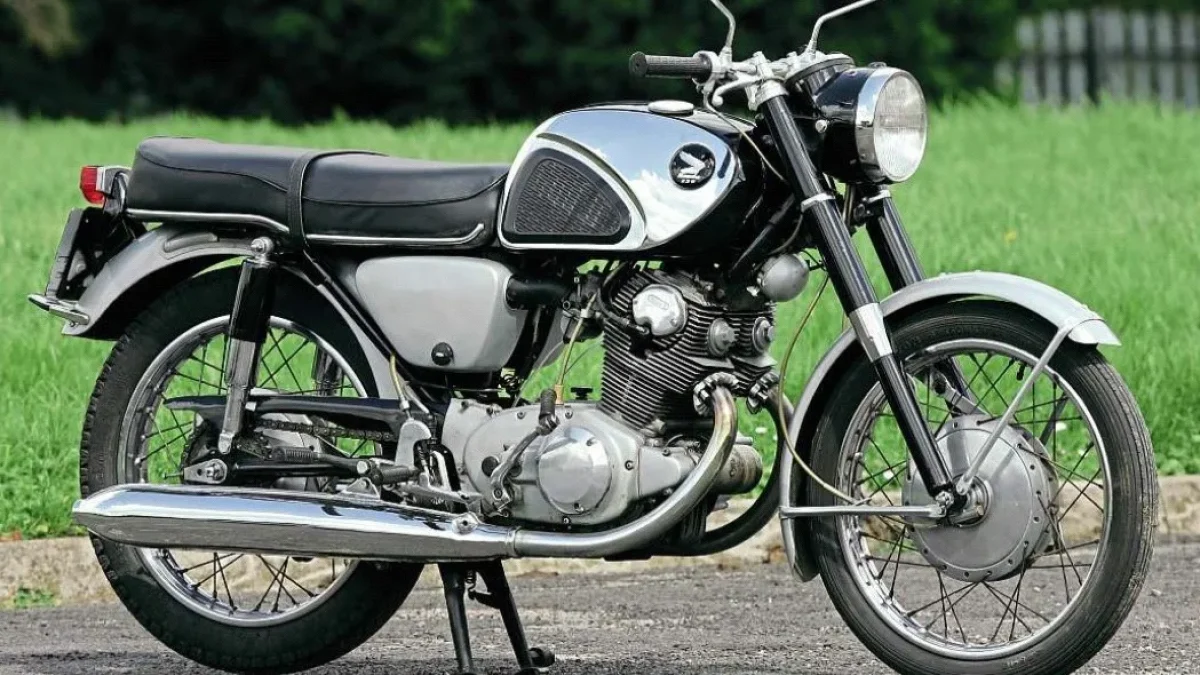 Moto del día: Honda CB72 - espíritu RACER moto