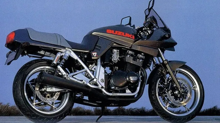 Moto del día: Suzuki GSX-R 1100 - espíritu RACER moto