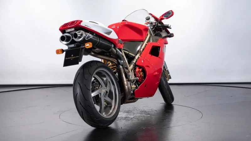 Ducati 996 (3)