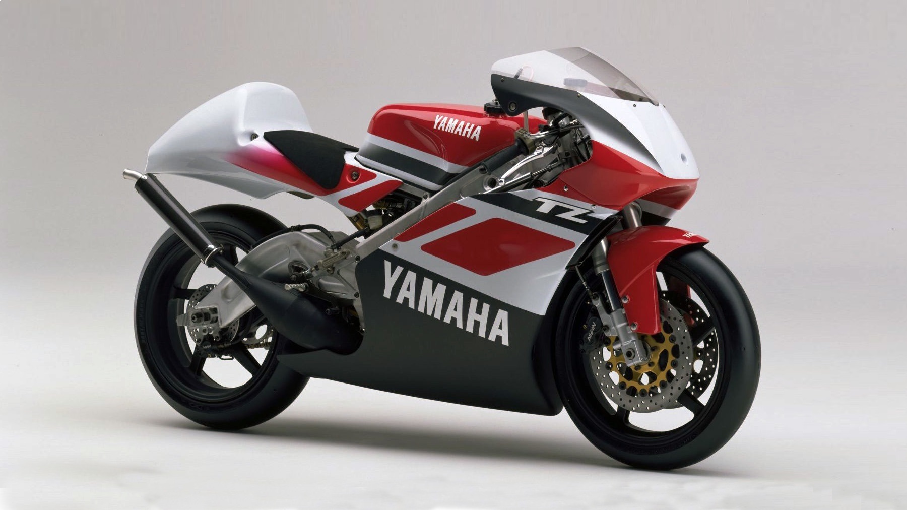 Moto del día: Yamaha TZ250 (2003)