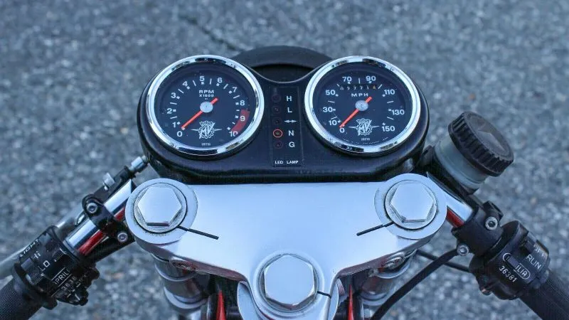 MV Agusta 850SS (4)