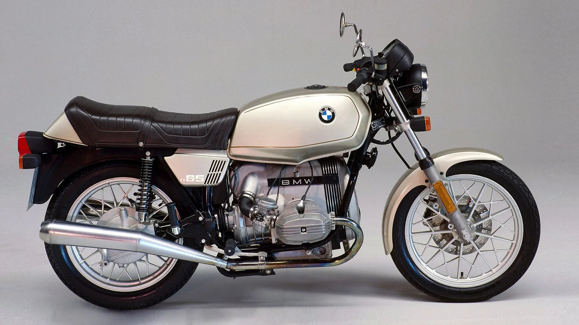 Moto del día: BMW R65