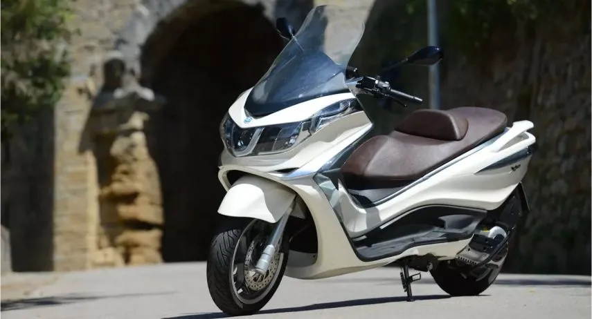 Piaggio X10 125