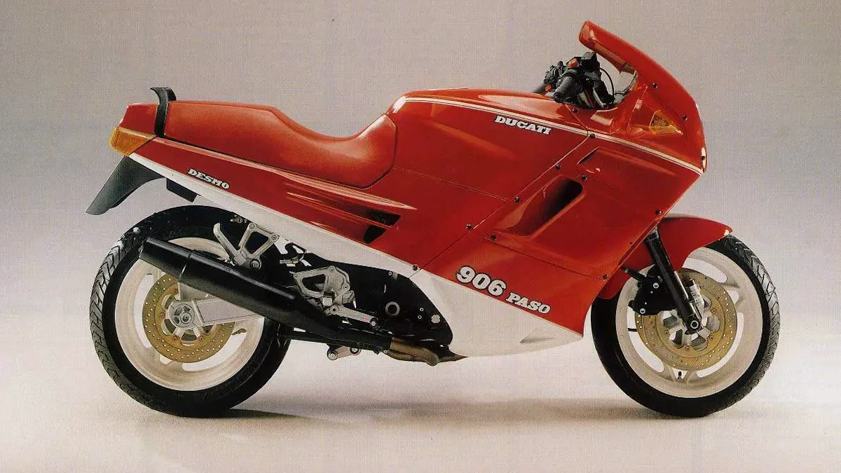 Moto del día: Ducati Paso 906