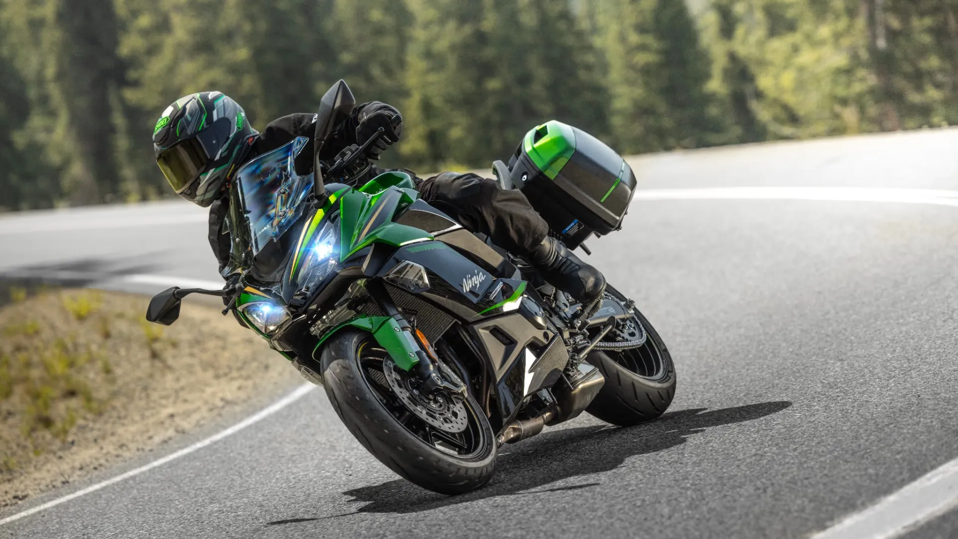 La Kawasaki Ninja 1100 SX se renueva para su batalla final