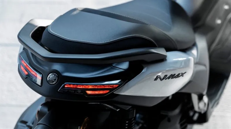 Nueva Yamaha NMax (4)