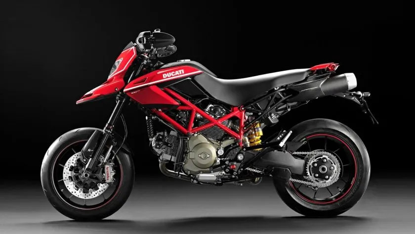 Ducati Hypermotard 1100 (1)