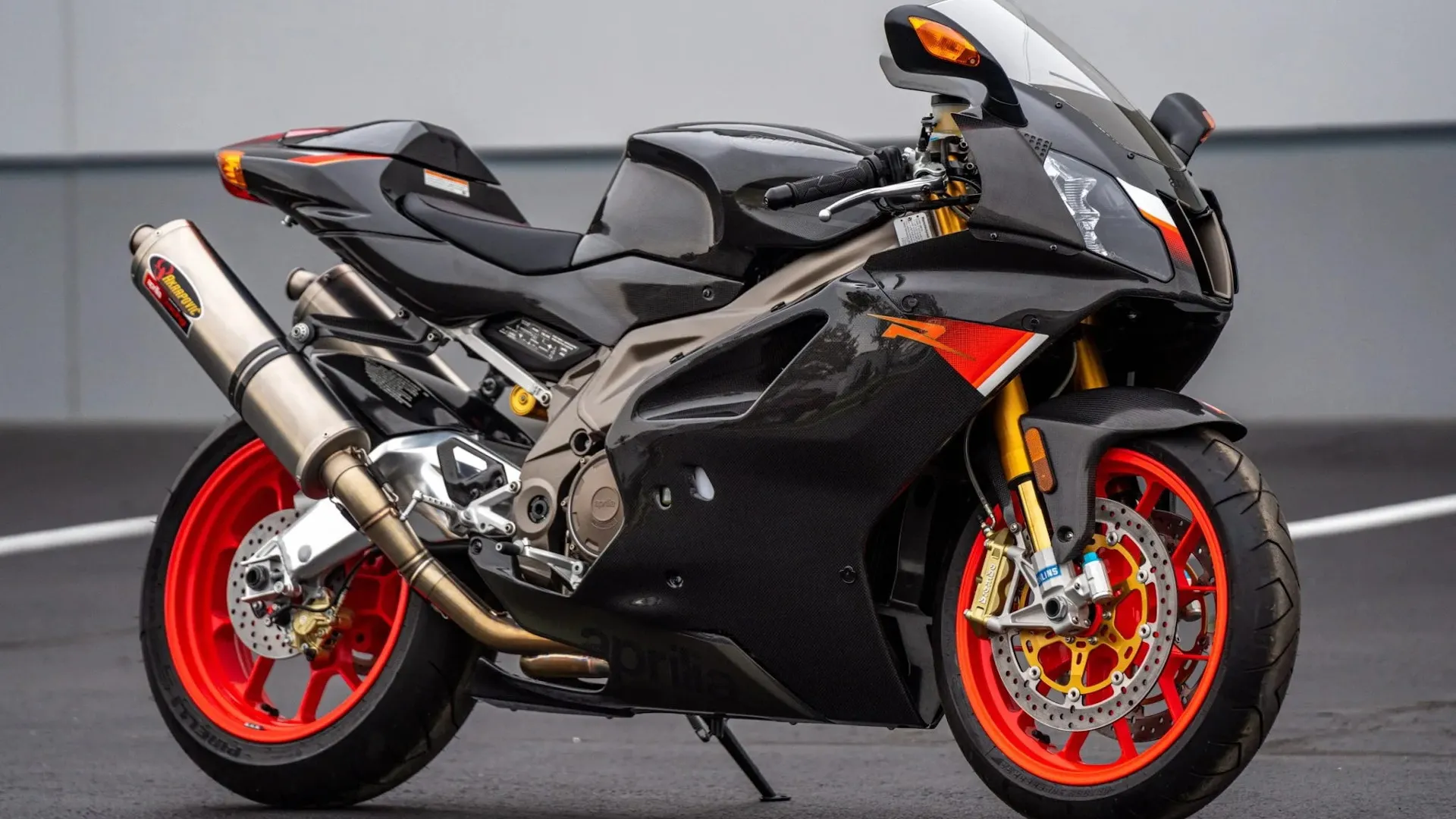 Moto del día: Aprilia RSV 1000 R Nera