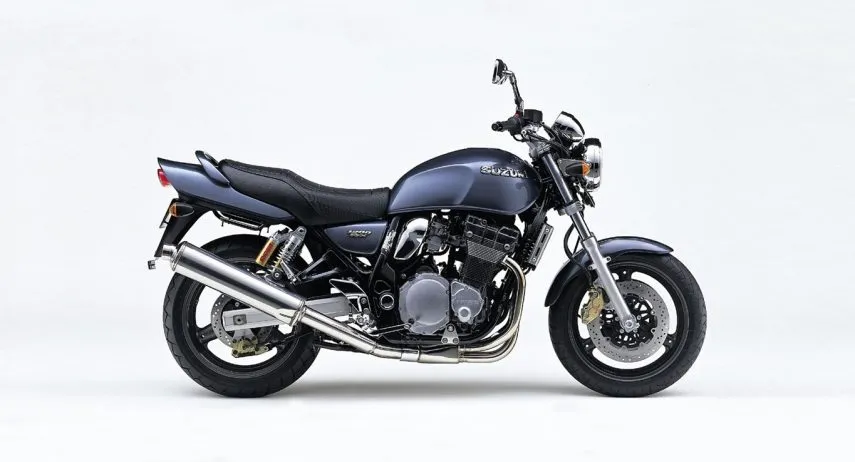 Suzuki GSX 1200 Inazuma (1)