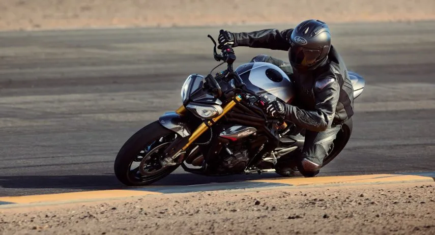 Triumph Speed Triple 1200 RS 2025 (1)