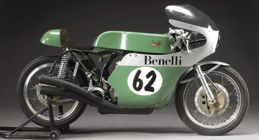 Benellli 350 Four (1)