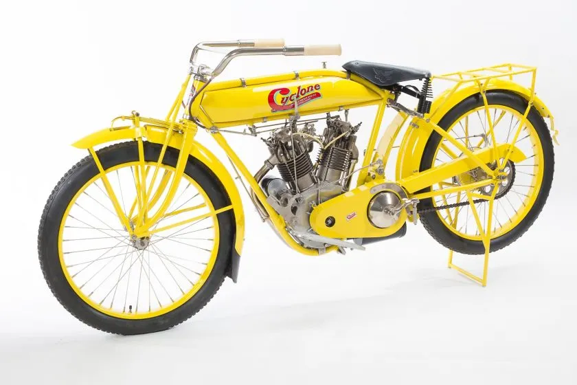 Cyclone V Twin de 1915 (2)