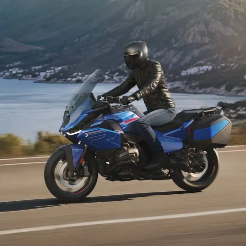 BMW R1300 RT (1)