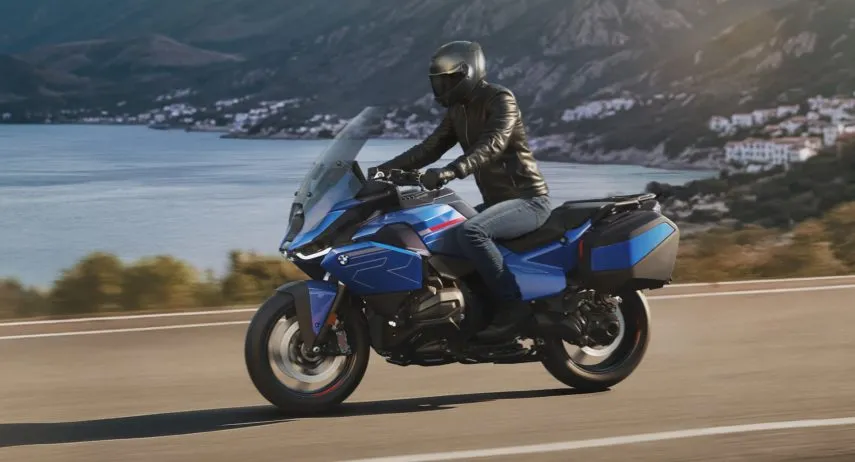 BMW R1300 RT (1)