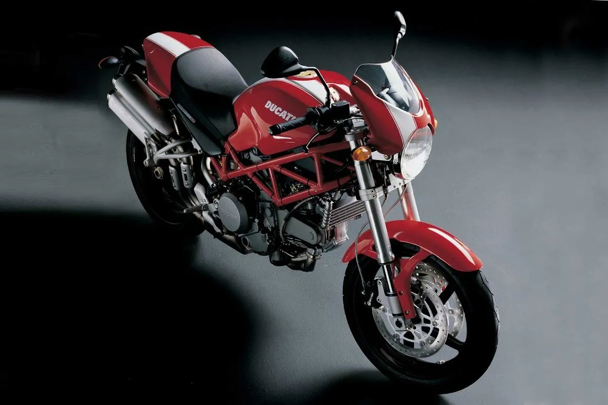 Ducati Monster 800 S2R (1)