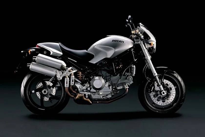 Ducati Monster 800 S2R (2)
