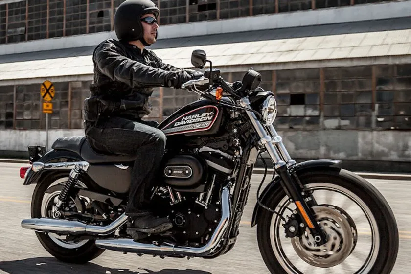 Harley Davidson XL883R Sportster (1)
