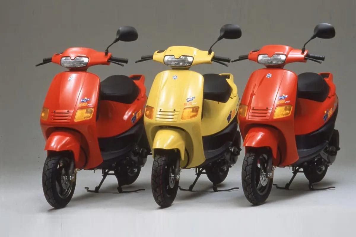 Moto del día: Piaggio Zip&Zip Bimodal