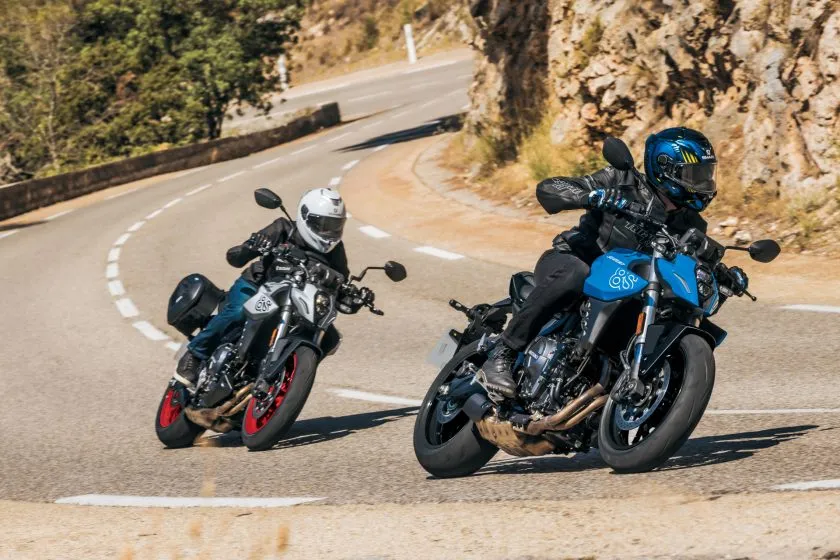 Suzuki GSX 8S (1)