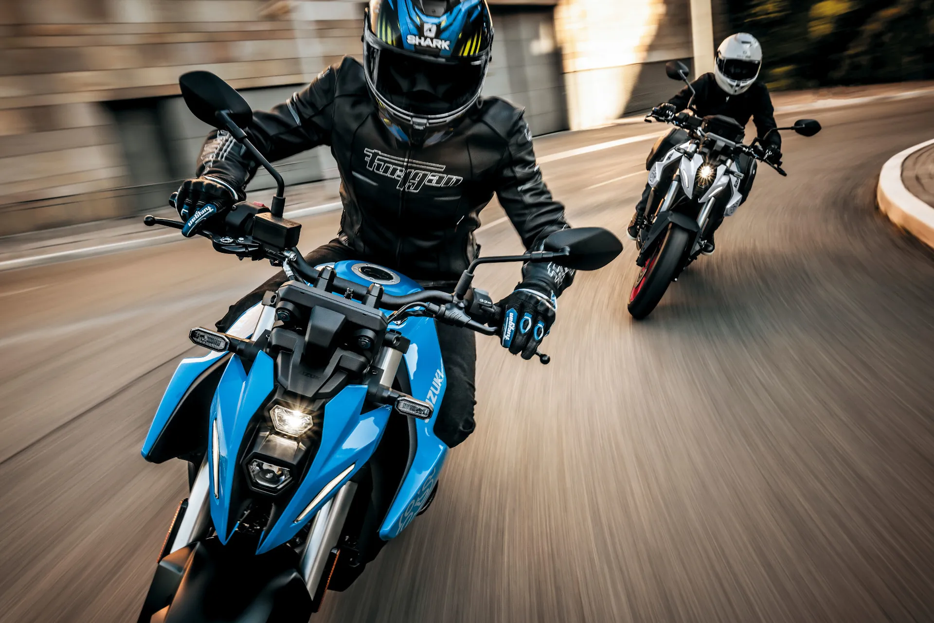 Suzuki GSX 8S (2)