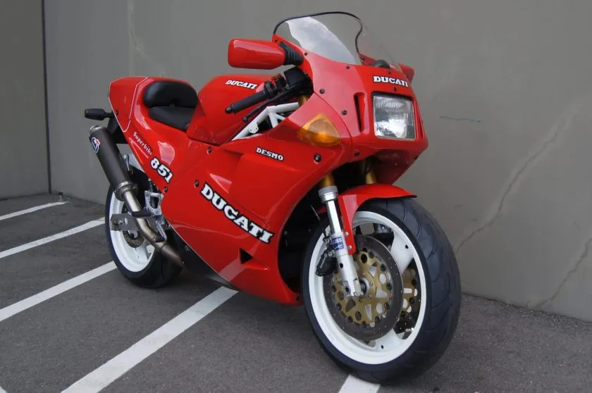 Ducati 851 SP2 (1)
