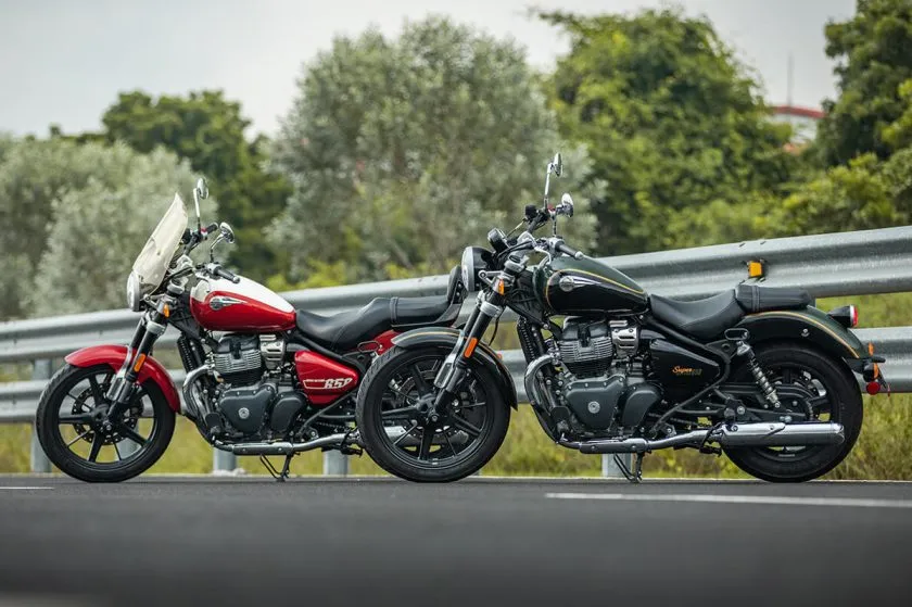 Royal Enfield Super Meteor 650 (1)