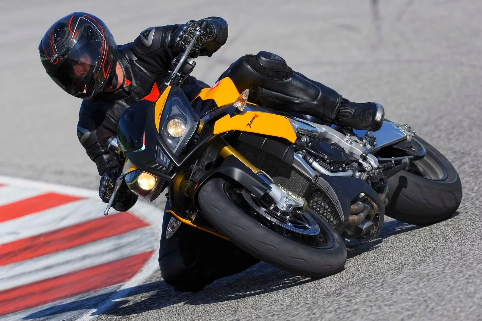 2012 aprilia tuono v4 r 4