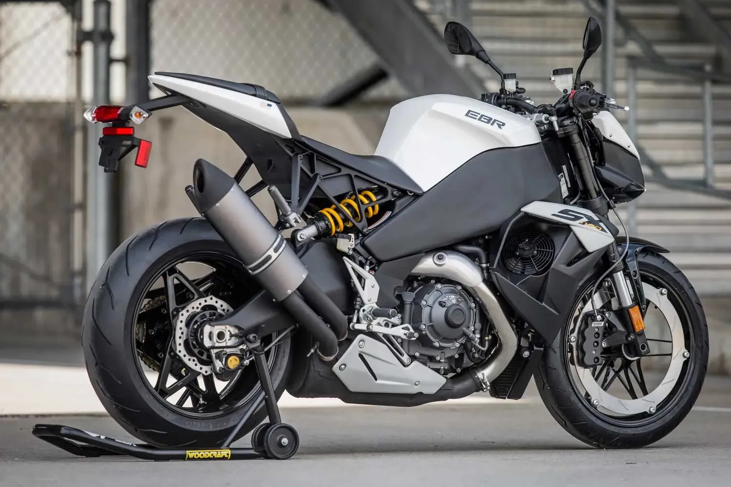 EBR 1190SX (2)
